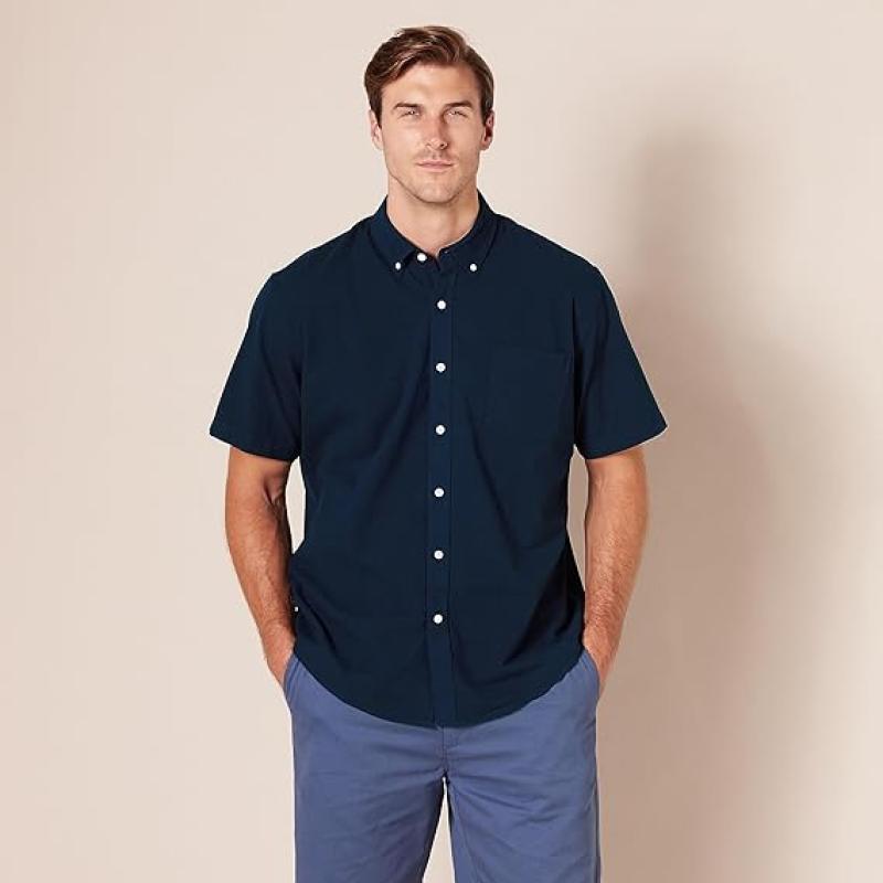 Men's Regular-Fit Short-Sleeve Pocket Oxford Shirt